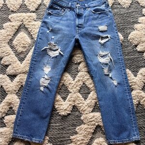 Levi's 501 Jeans. Women’s Distressed Straight Leg Button Fly. Nw/o tags. 30Wx26L